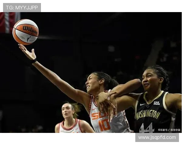2018年WNBA季后赛太阳队对阵梦想队精彩回顾与赛况分析