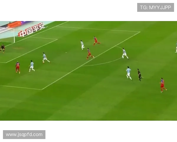 重庆足球队灵活性排名第四引发关注各队表现差异显著